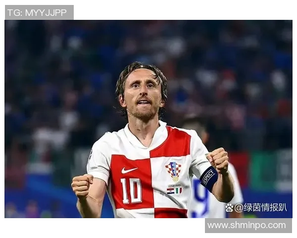 足球6号伟大球星:历史上那些改变比赛格局的传奇人物分析 足球6号伟大球星:历史上那些改变比赛格局的传奇人物分析